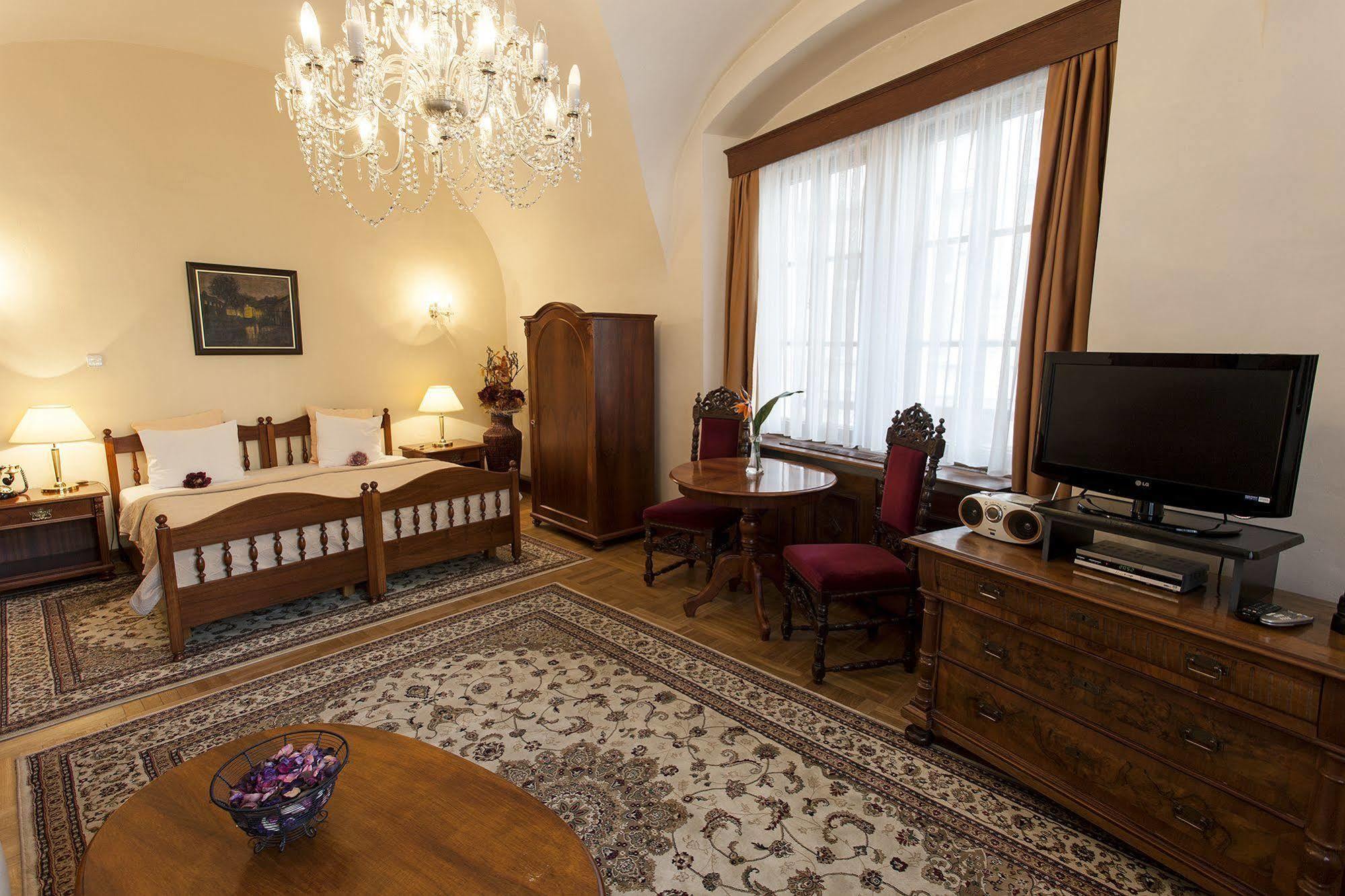 Hotel Aurus By Adrez Prague Extérieur photo